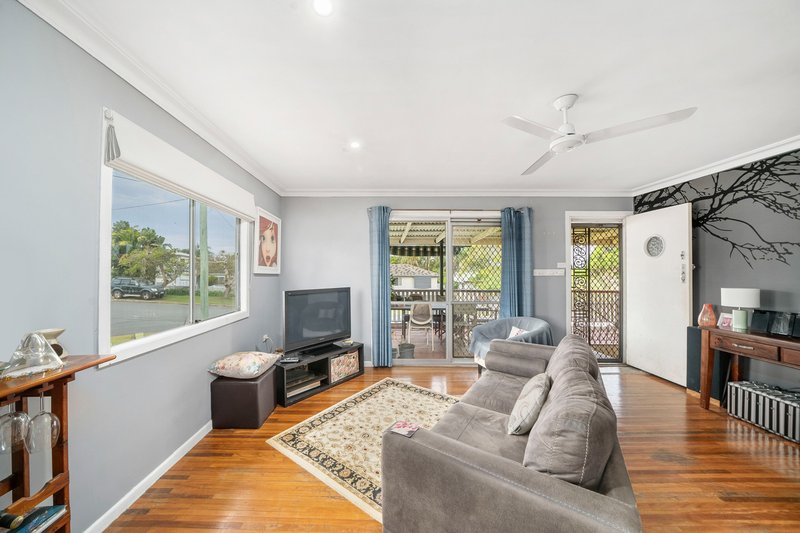 Photo - 6 Buckingham Street, Margate QLD 4019 - Image 4