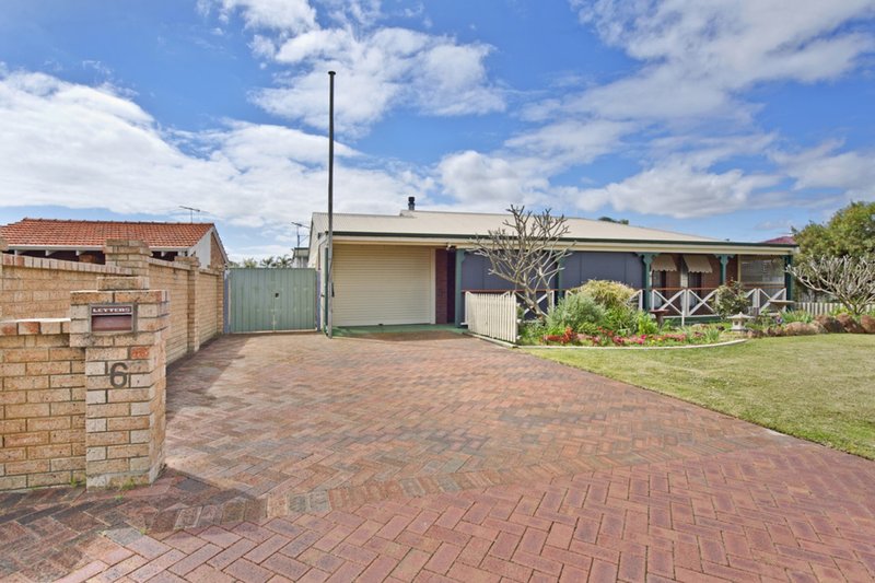 6 Buckle Court, Waikiki WA 6169