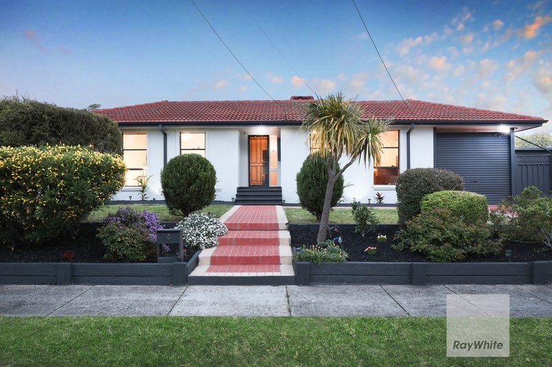Photo - 6 Bunbury Court, Gladstone Park VIC 3043 - Image 2