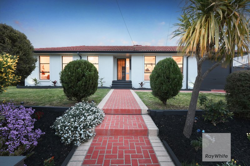 Photo - 6 Bunbury Court, Gladstone Park VIC 3043 - Image 3