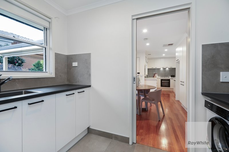 Photo - 6 Bunbury Court, Gladstone Park VIC 3043 - Image 14