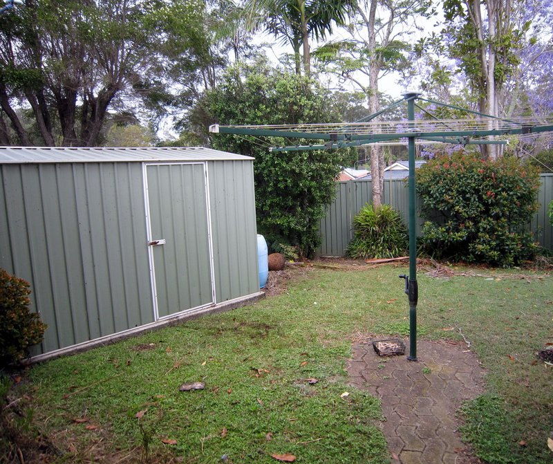 Photo - 6 Burbank Drive, Tuggerah NSW 2259 - Image 7