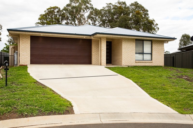 6 Burrell Court, Armidale NSW 2350