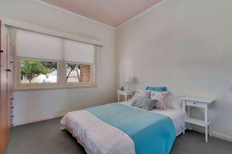 Photo - 6 Burrows Street, Willaston SA 5118 - Image 9