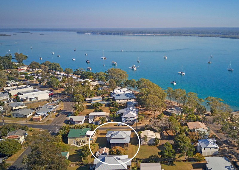 Photo - 6 Burrum Heads Rd , Burrum Heads QLD 4659 - Image 1