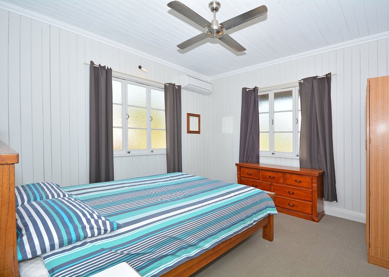 Photo - 6 Burrum Heads Rd , Burrum Heads QLD 4659 - Image 6