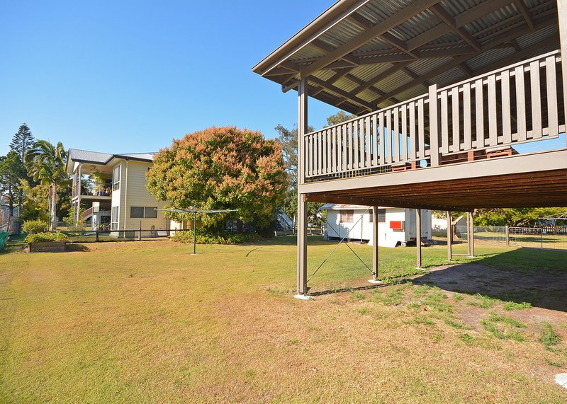 Photo - 6 Burrum Heads Rd , Burrum Heads QLD 4659 - Image 22