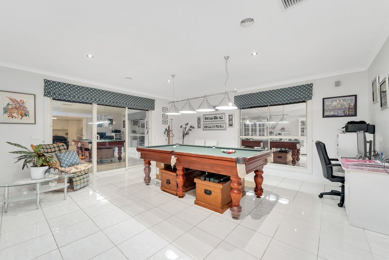 Photo - 6 Buttercup Lane, Point Cook VIC 3030 - Image 8