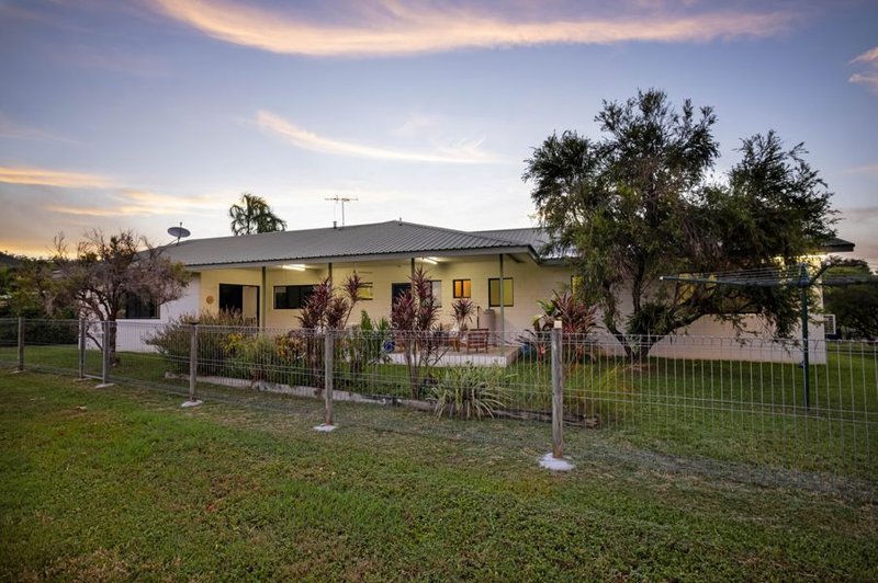 Photo - 6 Bylong Court, Mount Louisa QLD 4814 - Image 14