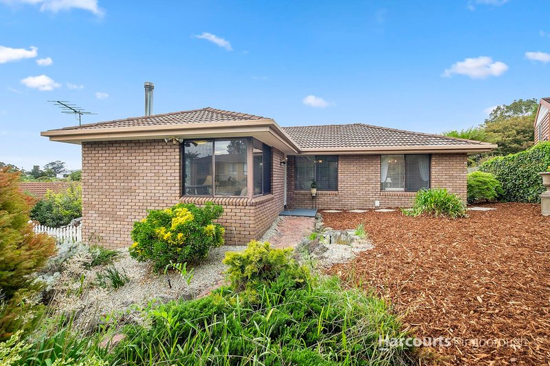 Photo - 6 Calder Crescent, Blackmans Bay TAS 7052 - Image 2