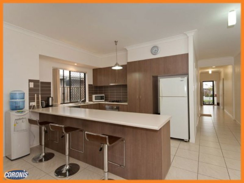 Photo - 6 Calder Street, North Lakes QLD 4509 - Image 3