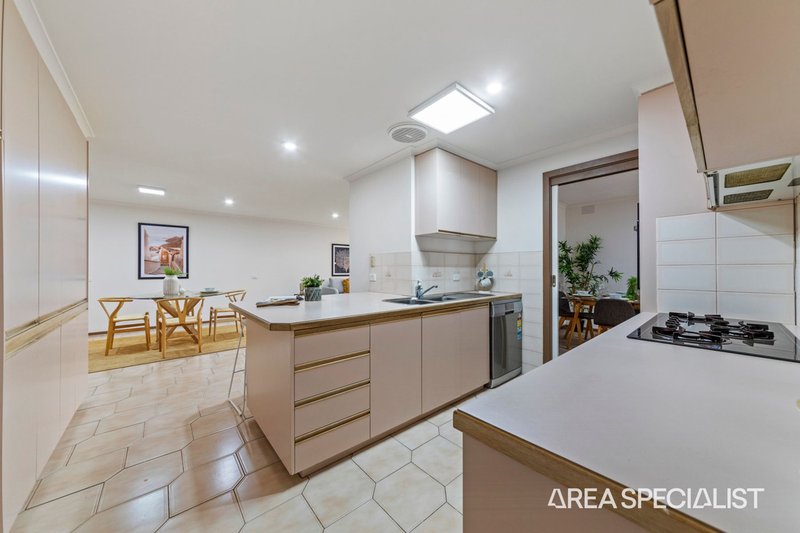 Photo - 6 Calendonia Drive, Eltham North VIC 3095 - Image 14