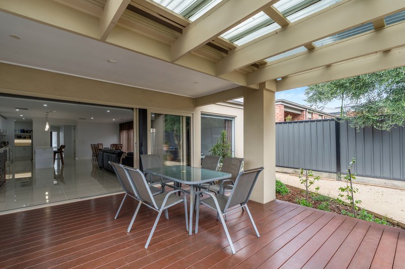 Photo - 6 Calibre Avenue, Craigieburn VIC 3064 - Image 20