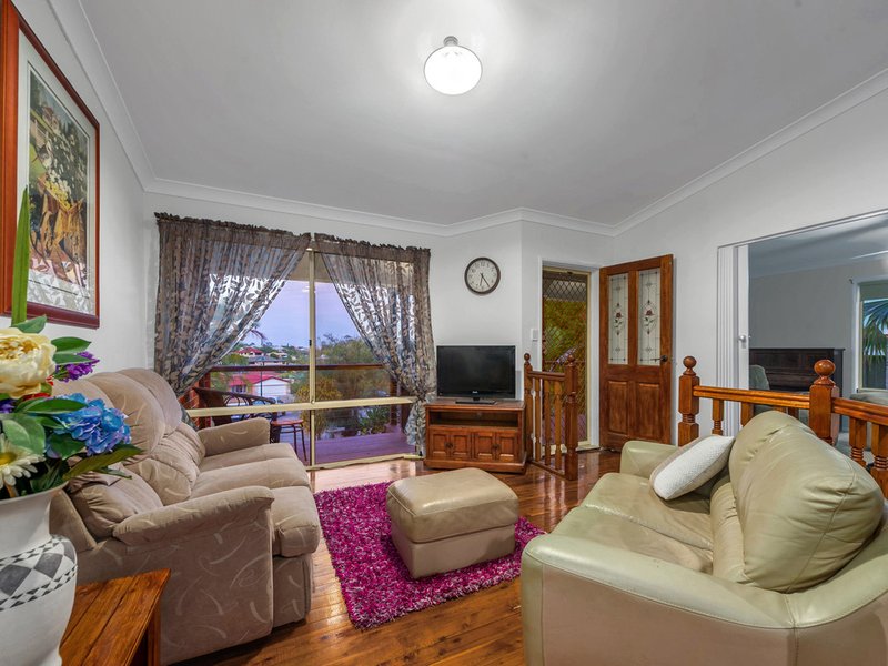 Photo - 6 Callide Place, Albany Creek QLD 4035 - Image 4