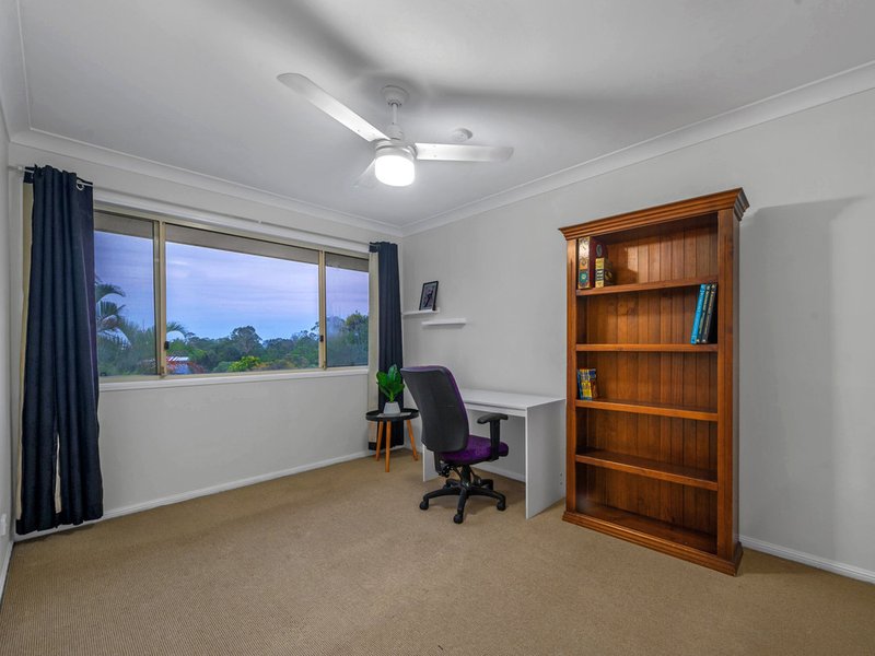 Photo - 6 Callide Place, Albany Creek QLD 4035 - Image 6