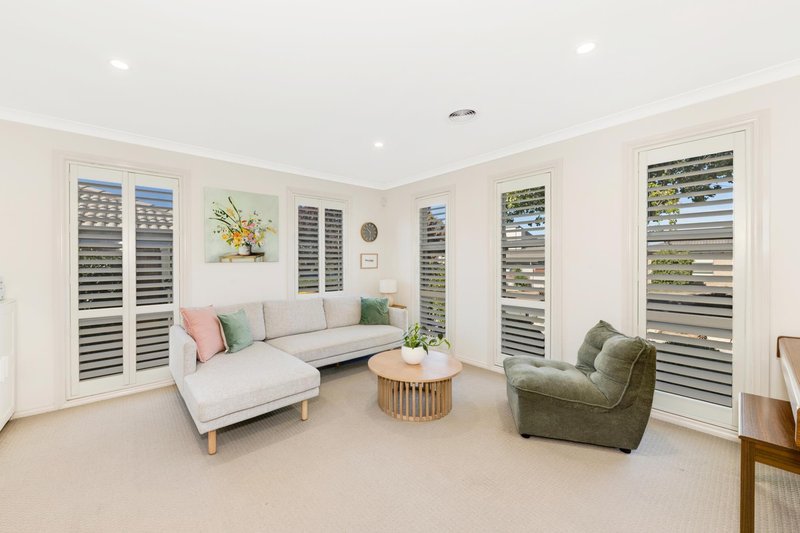 Photo - 6 Calyute Street, Bonner ACT 2914 - Image 4
