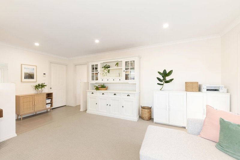 Photo - 6 Calyute Street, Bonner ACT 2914 - Image 5