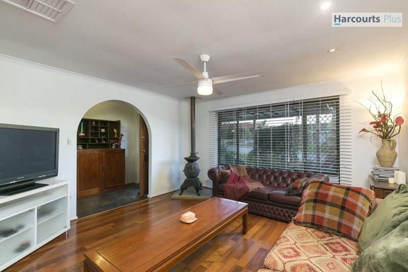 Photo - 6 Camille Street, Hallett Cove SA 5158 - Image 3