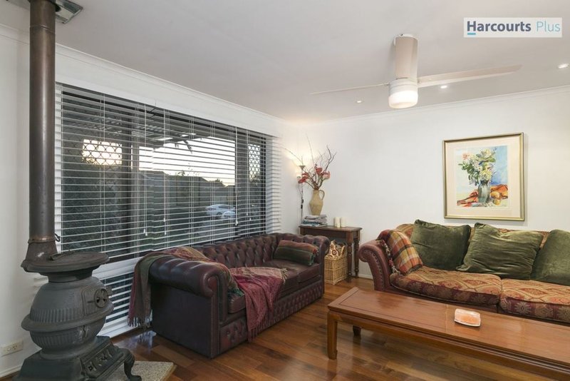 Photo - 6 Camille Street, Hallett Cove SA 5158 - Image 4