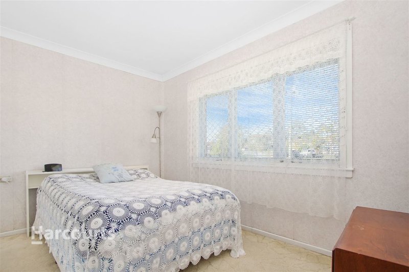 Photo - 6 Camira Street, Koonawarra NSW 2530 - Image 5