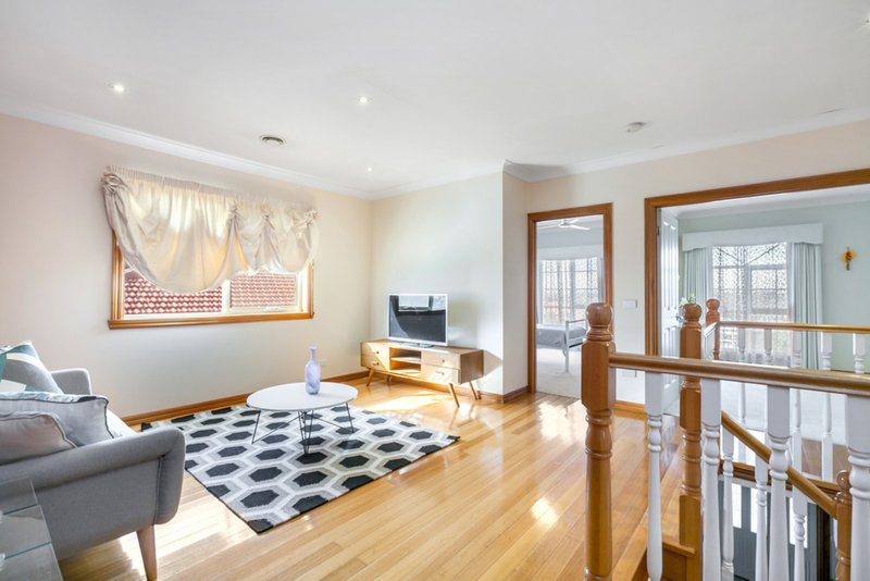 Photo - 6 Cananga Court, Mill Park VIC 3082 - Image 7