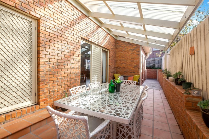 Photo - 6 Cananga Court, Mill Park VIC 3082 - Image 14