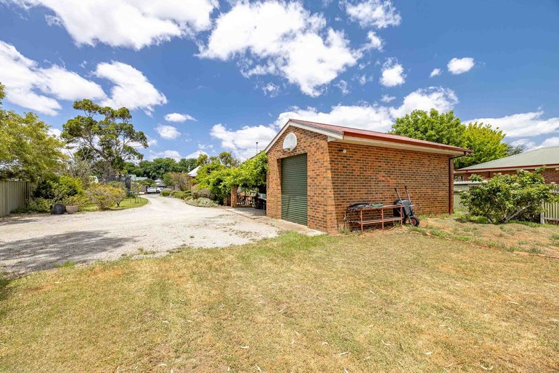 Photo - 6 Candeloro Street, Bacchus Marsh VIC 3340 - Image 14