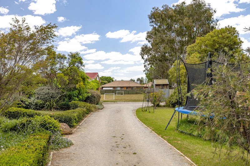 Photo - 6 Candeloro Street, Bacchus Marsh VIC 3340 - Image 17