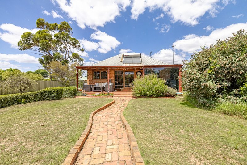 Photo - 6 Candeloro Street, Bacchus Marsh VIC 3340 - Image 20