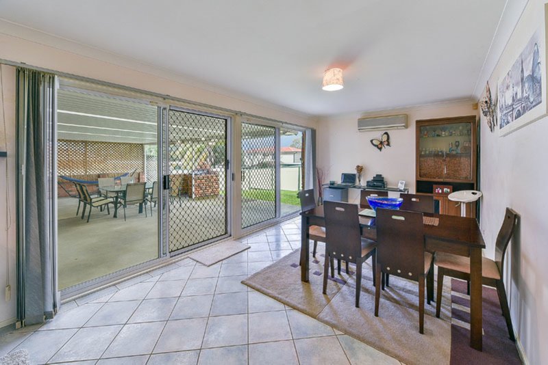 Photo - 6 Canidius Street, Rosemeadow NSW 2560 - Image 4