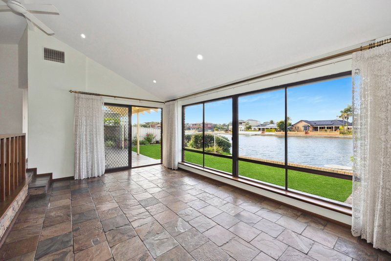 Photo - 6 Capri Close, West Lakes SA 5021 - Image 5