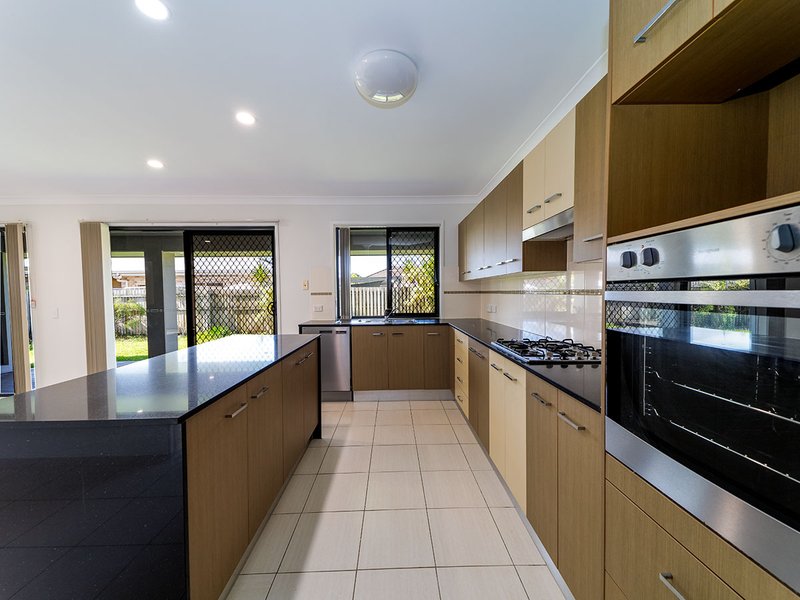 Photo - 6 Captain Cook Street, Urraween QLD 4655 - Image 3