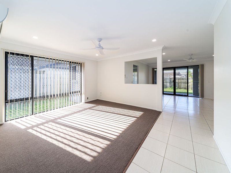 Photo - 6 Captain Cook Street, Urraween QLD 4655 - Image 6