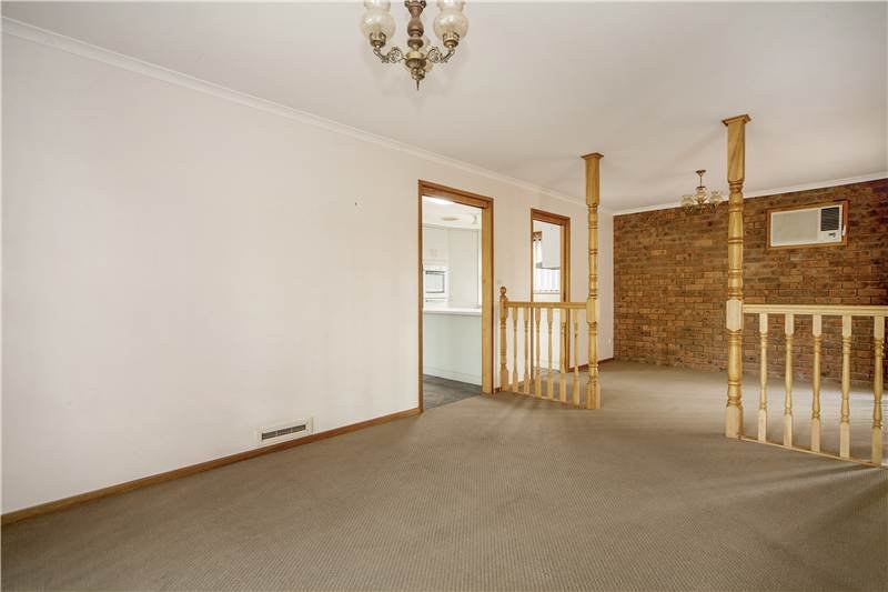 Photo - 6 Caramut Court, Corio VIC 3214 - Image 2