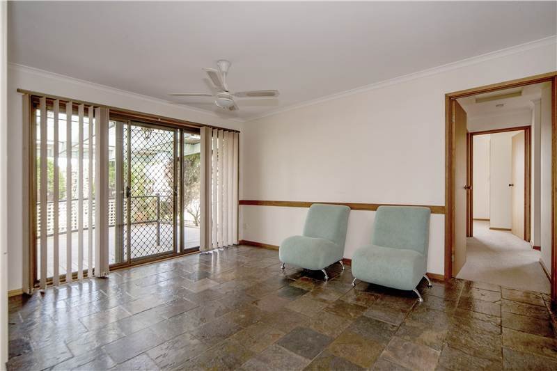 Photo - 6 Caramut Court, Corio VIC 3214 - Image 5