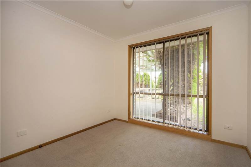 Photo - 6 Caramut Court, Corio VIC 3214 - Image 8