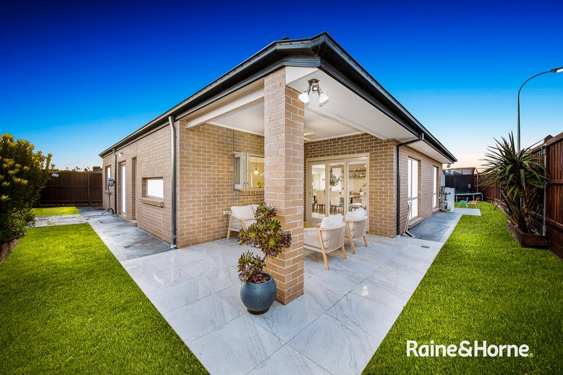 Photo - 6 Carberry Drive, Clyde North VIC 3978 - Image 15