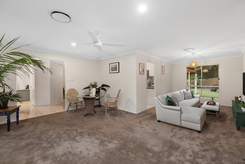 Photo - 6 Carolyn Place, Ferny Grove QLD 4055 - Image 2