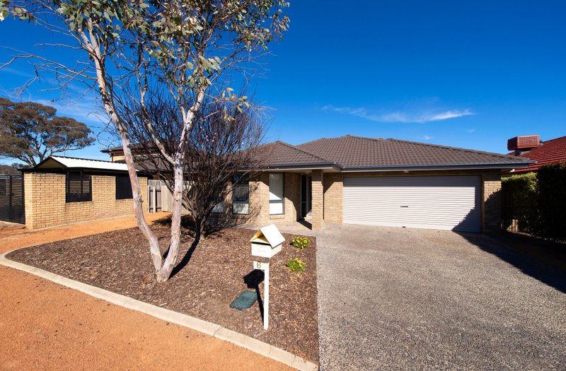 Photo - 6 Carpentaria Street, Harrison ACT 2914 - Image 1