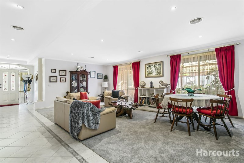 Photo - 6 Carranya Court, Narre Warren South VIC 3805 - Image 5