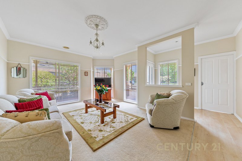 Photo - 6 Carrington Drive, Pakenham VIC 3810 - Image 10