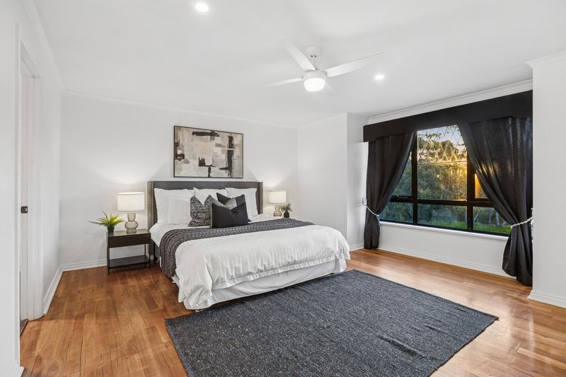 Photo - 6 Caspian Court, Woodcroft SA 5162 - Image 12