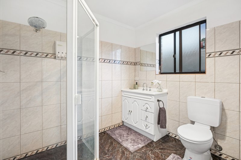 Photo - 6 Caspian Court, Woodcroft SA 5162 - Image 13