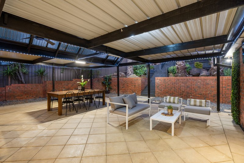 Photo - 6 Caspian Court, Woodcroft SA 5162 - Image 24