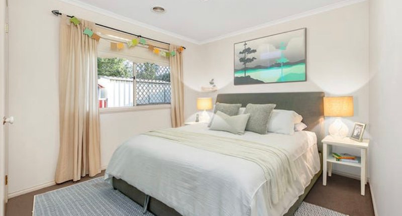 Photo - 6 Castlemaine Way, Caroline Springs VIC 3023 - Image 12