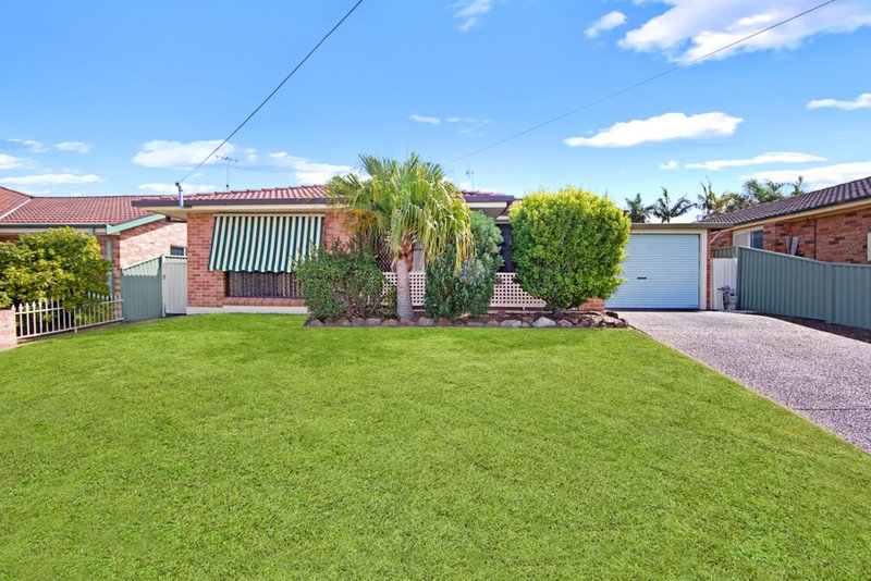 6 Casurina Close, Lake Haven NSW 2263