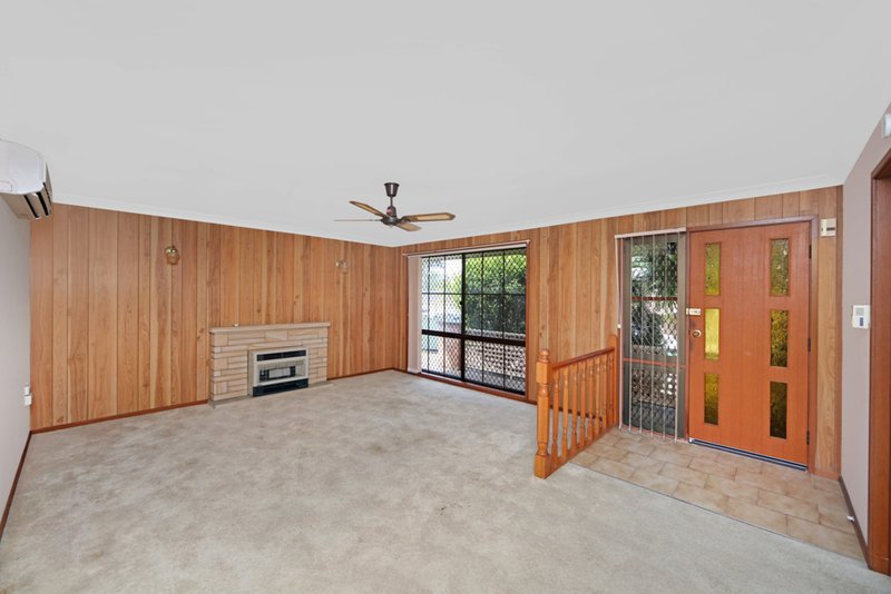 Photo - 6 Casurina Close, Lake Haven NSW 2263 - Image 3