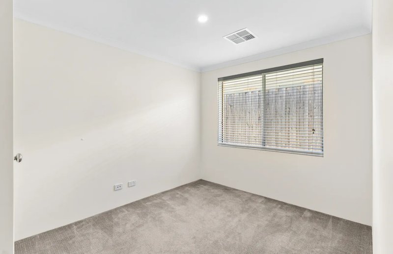 Photo - 6 Cave Loop, Yanchep WA 6035 - Image 6