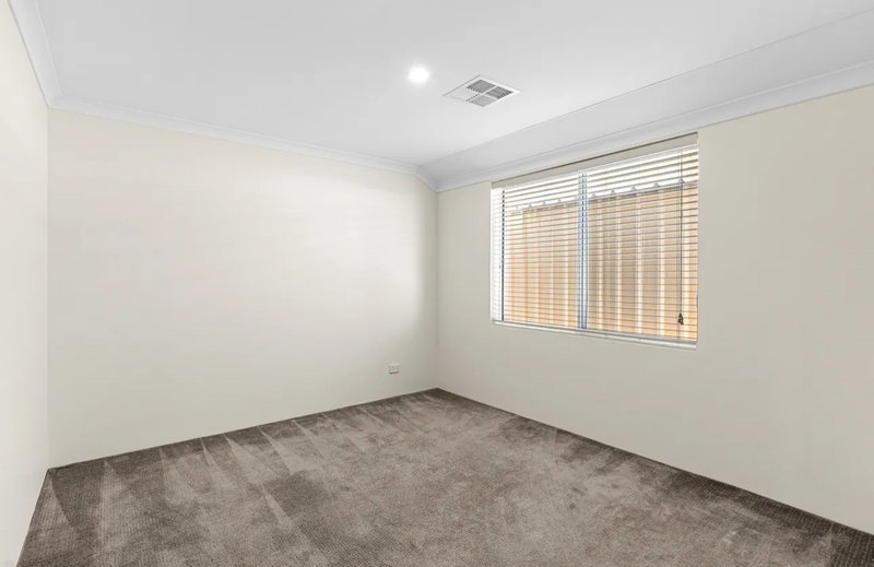 Photo - 6 Cave Loop, Yanchep WA 6035 - Image 7