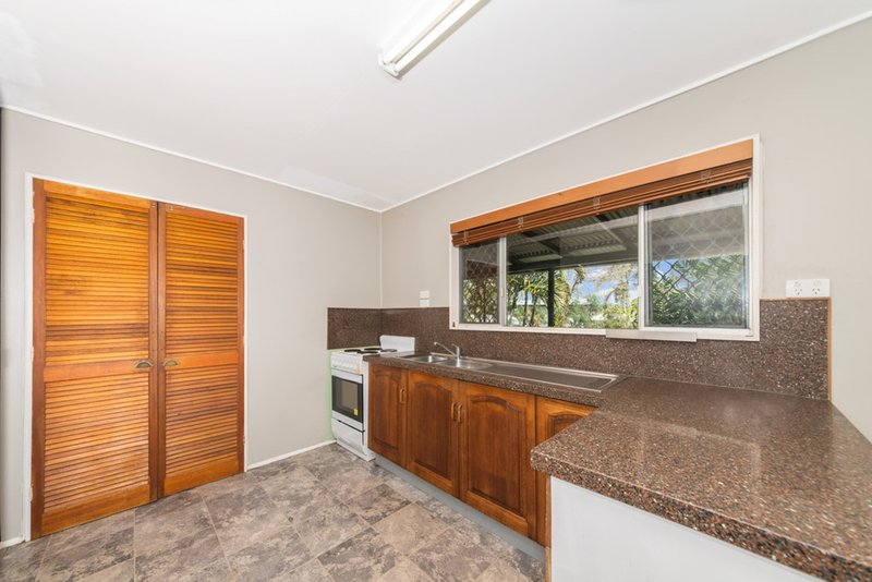 Photo - 6 Cecelia Court, Kelso QLD 4815 - Image 5